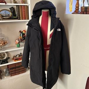 The North Face Women's Artic Parka size XL black